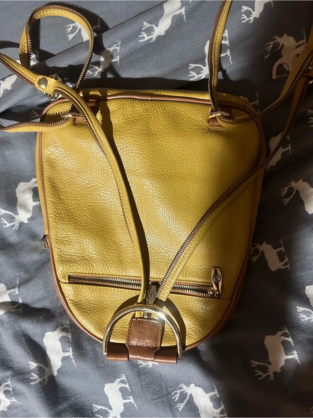 Mustard Yellow Leather Crossbody Bag - Unbranded